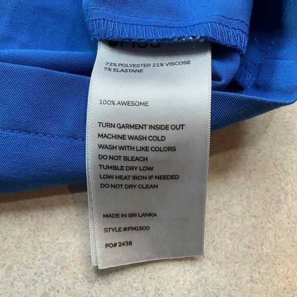 Figs Scrubs Men’s Leon Three‎ Pocket XS Capri Blue - Picture 4 of 5